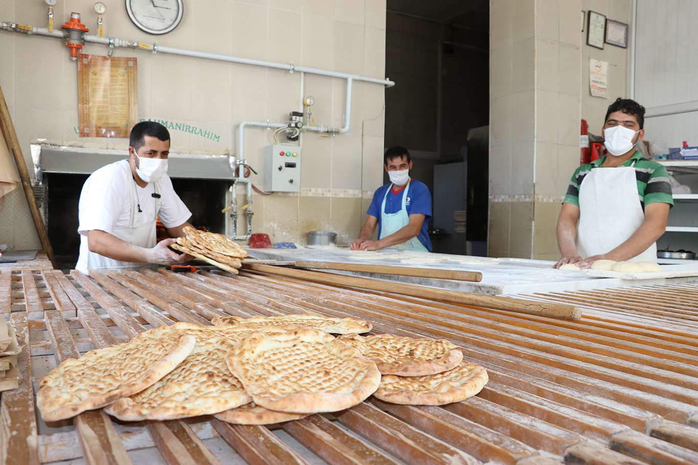 Gaziantep’te ekmekte indirime pide fırınları da katıldı Gaziantep’te ekmekte indirime pide fırınları da katıldı
